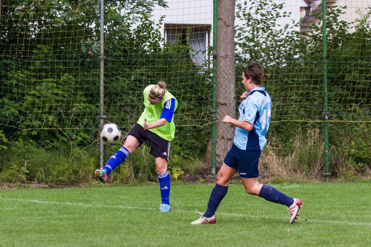 Bild 75 - Frauen SV Neuenbrook/Rethwisch - SG Ratekau Strand 08 : Ergebnis: 0:3